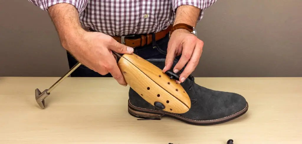How to Stretch Suede Shoes