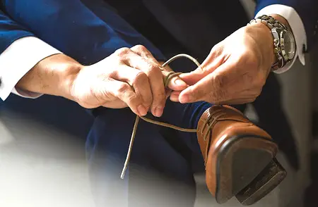 How to Get Wrinkles out of Leather Shoes