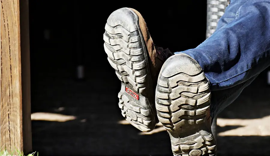 2 Reasons When to Replace Climbing Shoes?