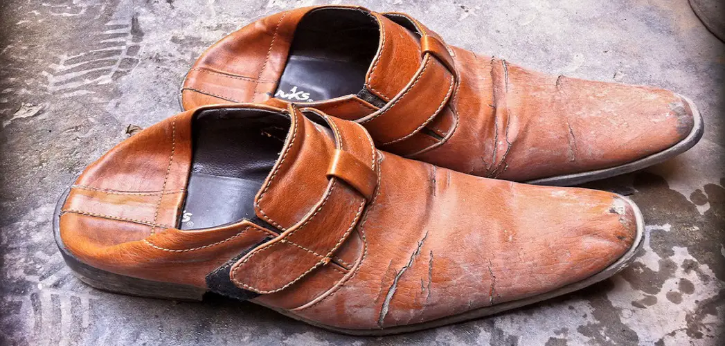 How to Get Creases Out of Leather Shoes Without Iron