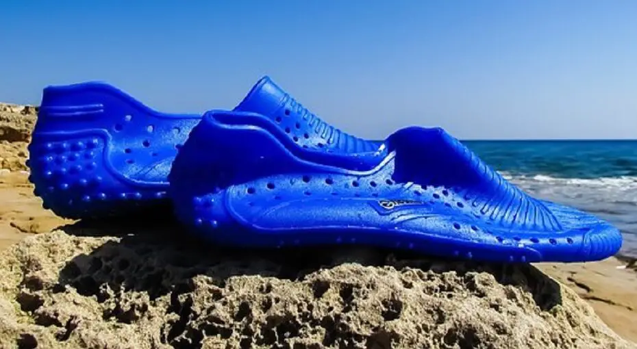 best shoes for lifeguards 2