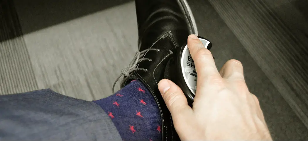 How to Soften Shoe Polish