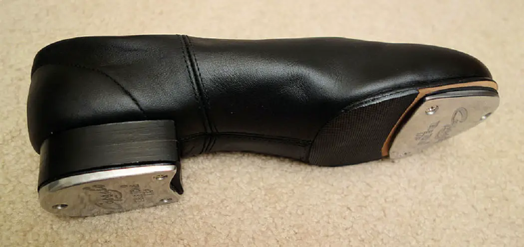 How to Attach Grips to Tap Shoes