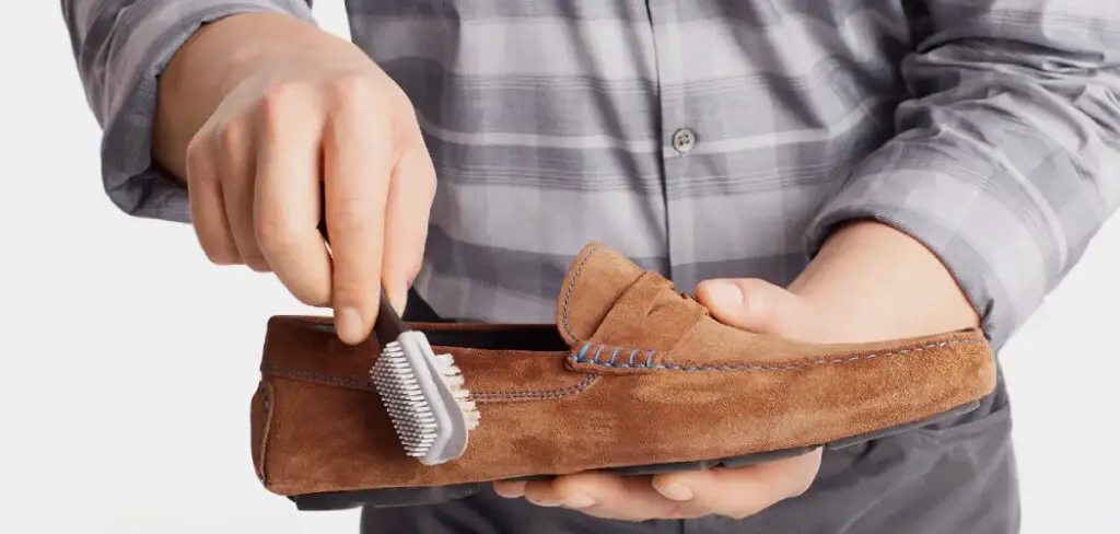 How to Clean Suede Shoes With Baking Soda
