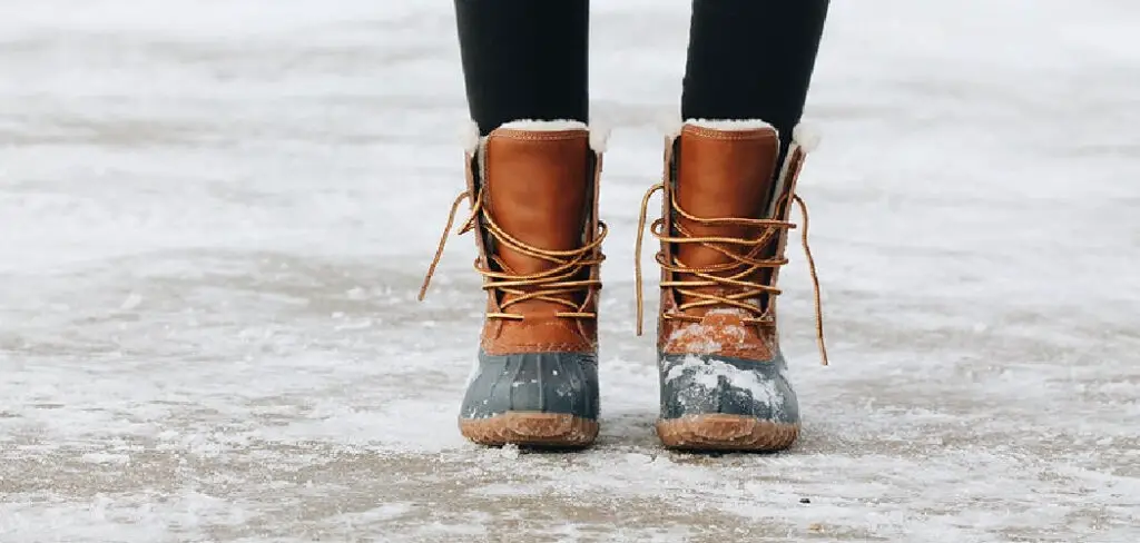 How to Lace Sperry Duck Boots