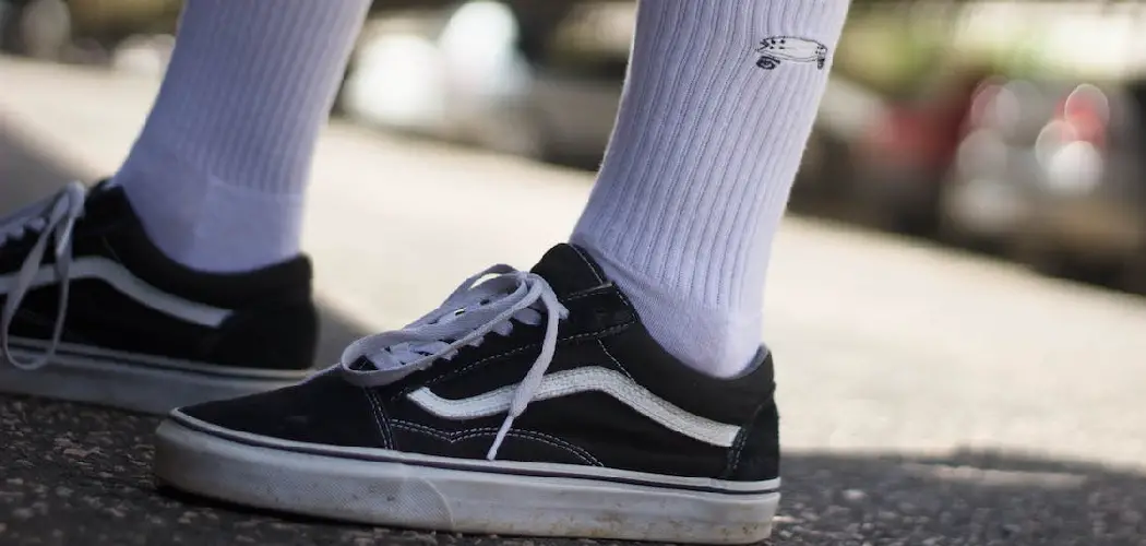 How to Wear Vans With Socks