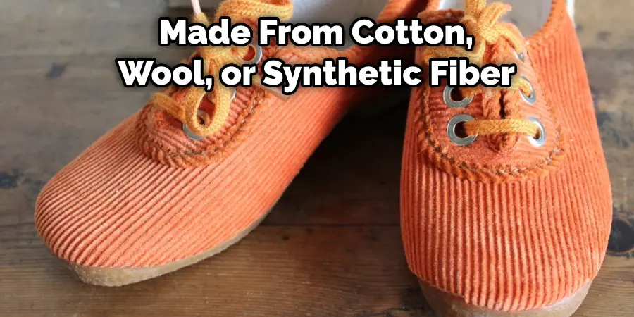 Fabriqué à partir de coton, de laine ou de fibres synthétiques