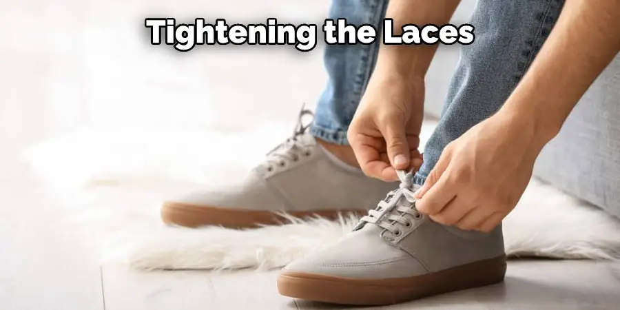 Tightening the Laces