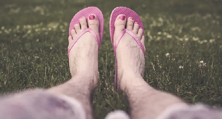 How to Clean Stinky Flip Flops