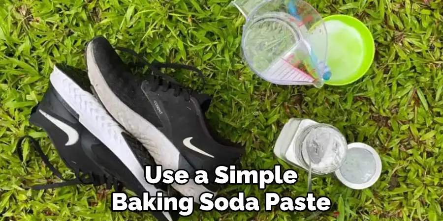 Use a Simple Baking Soda Paste